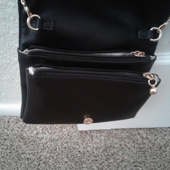 Black crossbody - Picture 5 of 5